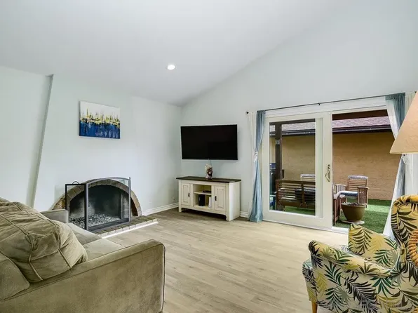 3414 Apricot Tree Way, Oceanside, CA 92058