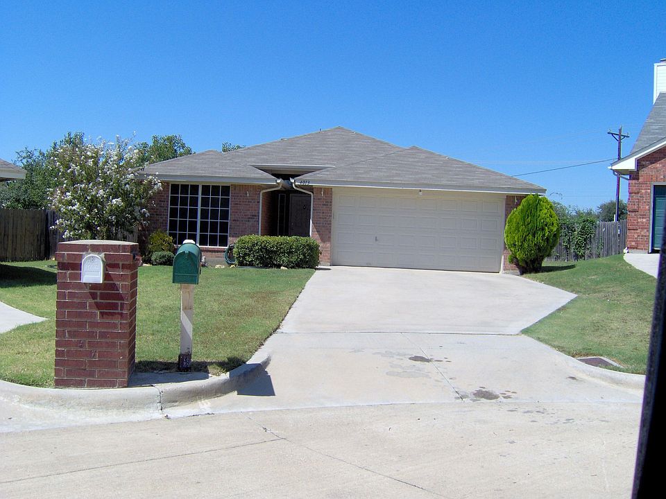 1st image of 4013 Heritage Way Dr