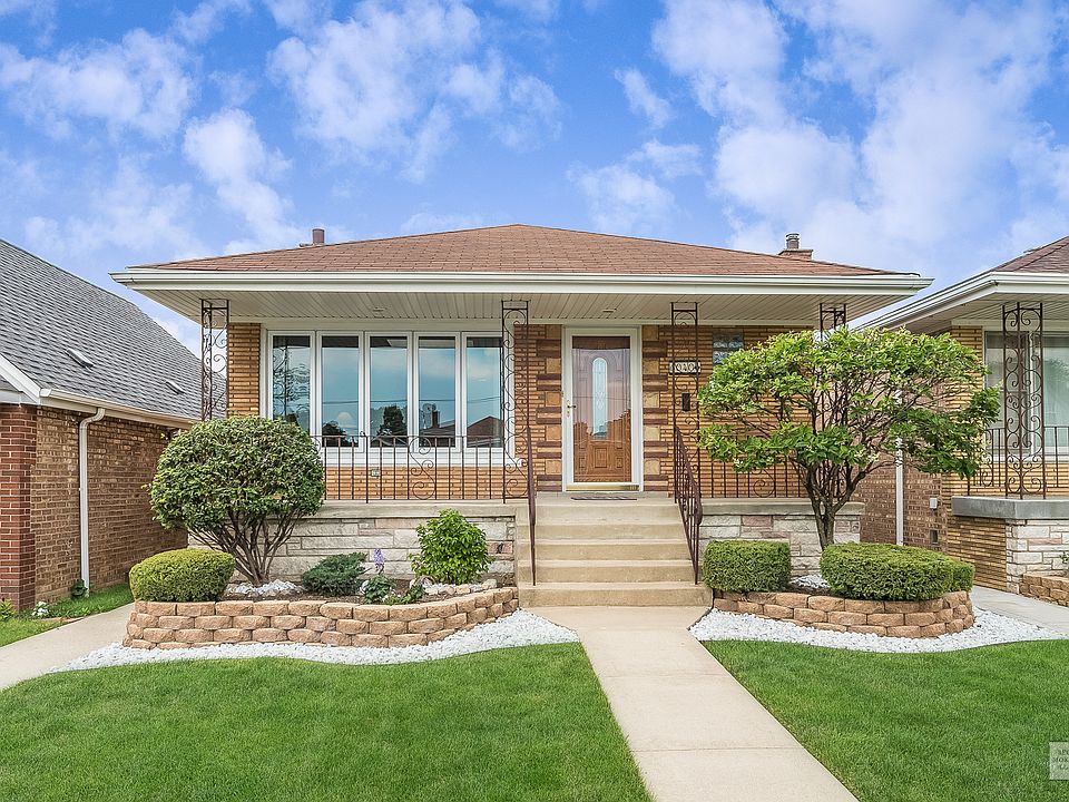 1st image of 6040 S Melvina Ave
