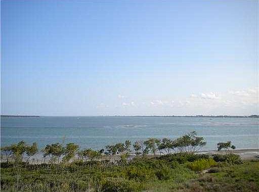 2nd image of 28 W Harbour Isle Drive #Ph02