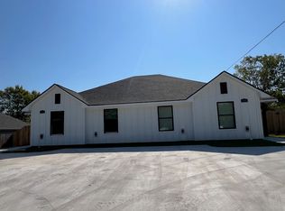 1201 N Houston Ave #B, Bryan, TX 77803
