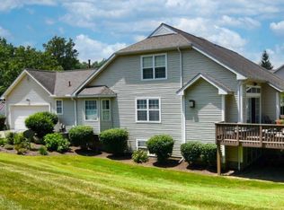 310 Blair Cir, Aurora, OH 44202