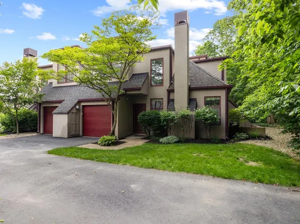 4370 Marin Woods Unit D, Pt Clinton, OH 43452