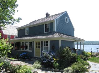 10 Charlotte Ln, Shelburne, NS B0T1W0