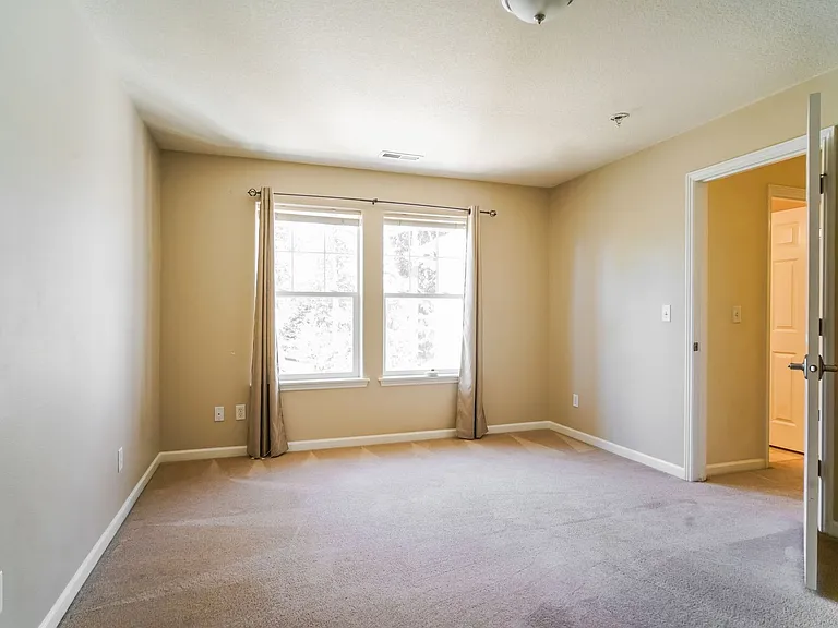 7306 SW Kelsi Ct — Photo 8