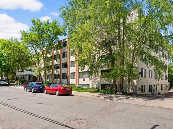 2700 44th St W #113, Minneapolis, MN 55410