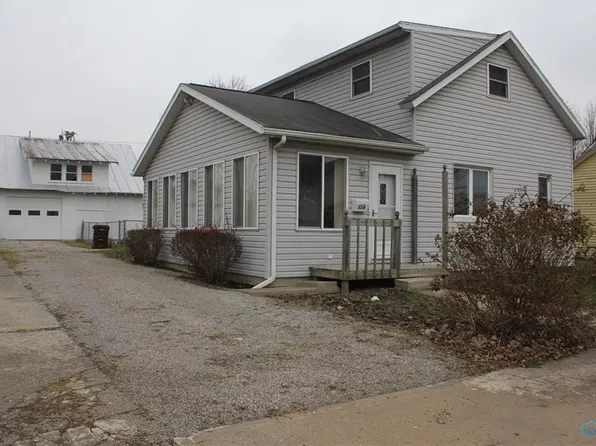 216 Corwin St, Defiance, OH 43512