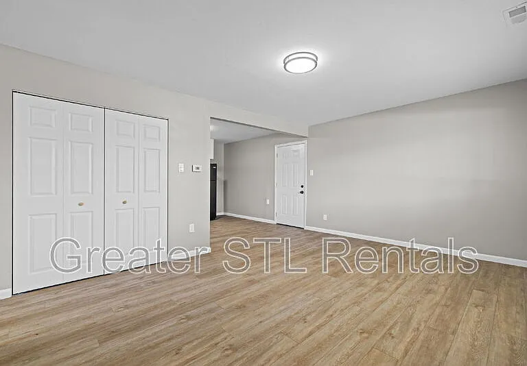 1412 E Pitman Ave — Photo 7