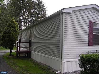 2nd image of 2329 Warren Ave