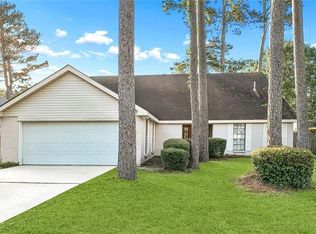 105 Choctaw Pl, Mandeville, LA 70471