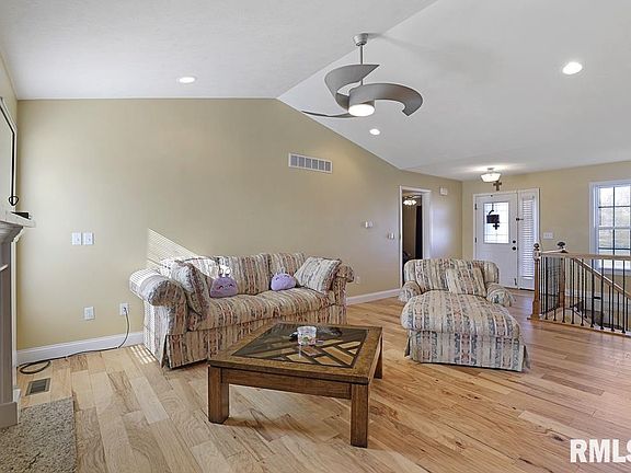 5th image of 1835 Prairie Vista Dr