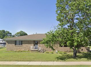 210 E 6th St, Conway, AR 72032