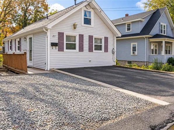21 Sherwood Ave, North Providence, RI 02911
