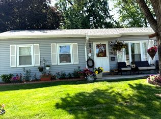 216 Linden Ave, Romeoville, IL 60446