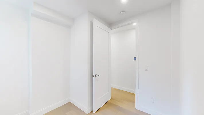 Rented by Brighton Management | media 10