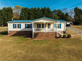 1055 Piney Meadows Dr, Walnut Cove, NC 27052