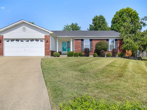624 Bull Valley Dr, Saint Peters, MO 63304