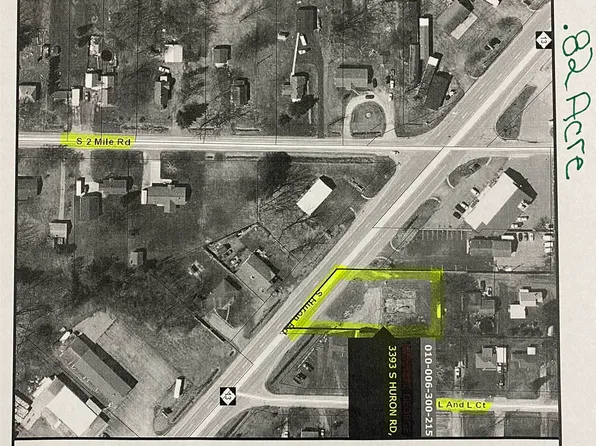 3393 S Huron Rd, Bay City, MI 48706