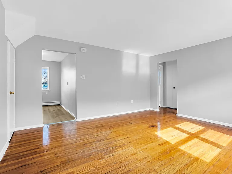 Station Square Apartments Steps from East Rutherford Train Station with Parking Included — Photo 12