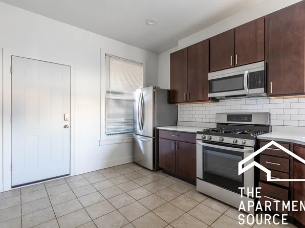 4736 W Armitage Ave APT 2, Chicago, IL 60639