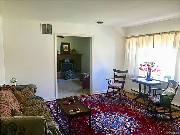 3rd image of 1413 Knollwood Dr