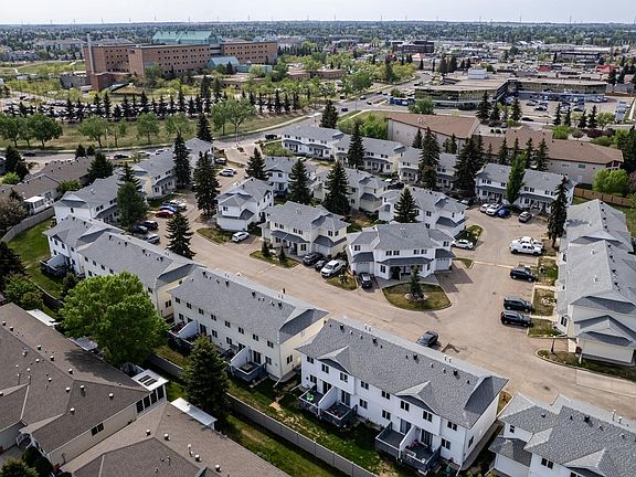 4th image of 1033 Youville Dr W #43
