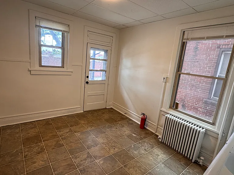 720 Lehman Street — Photo 5