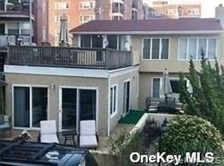 762 Shore Rd, Long Beach, NY 11561