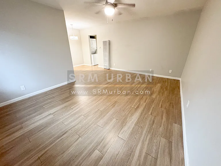 2870 Broadway #8 — Photo 7