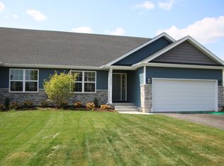 2209 Concord Dr, Sycamore, IL 60178