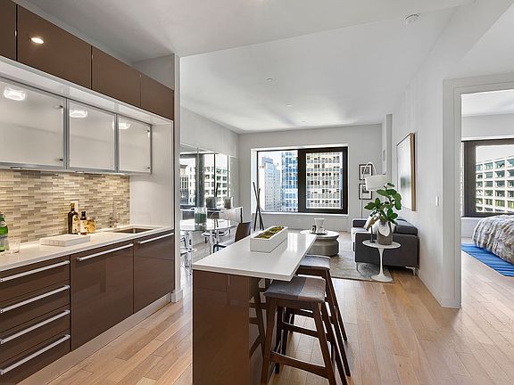 2nd image of 75 Wall St APT 22N