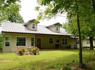 12555 Hat Gilbreath Rd, Summers, AR 72769