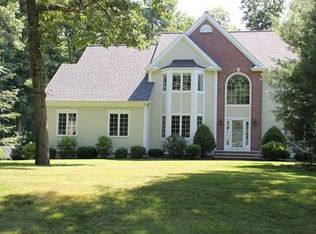 7 Cutler Ln, Foxboro, MA 02035