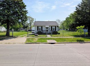 1255 E 26th St, Des Moines, IA 50317