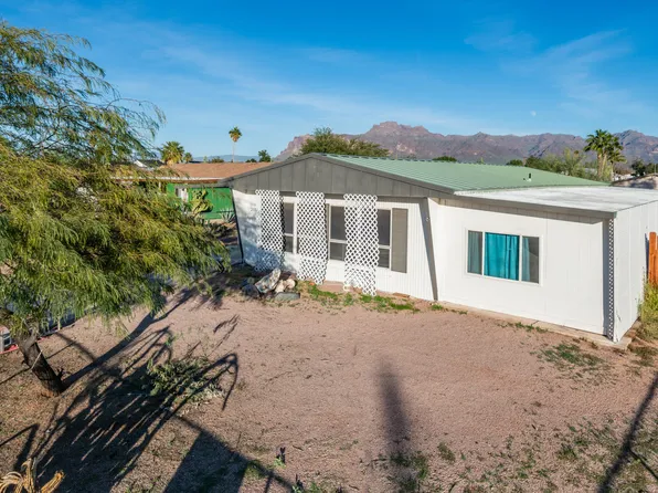 2359 S TOMAHAWK Road, Apache Junction, AZ 85119