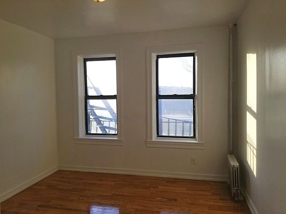 3rd image of 2698 Bailey Ave APT A10