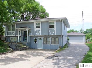 9610 Corby St, Omaha, NE 68134