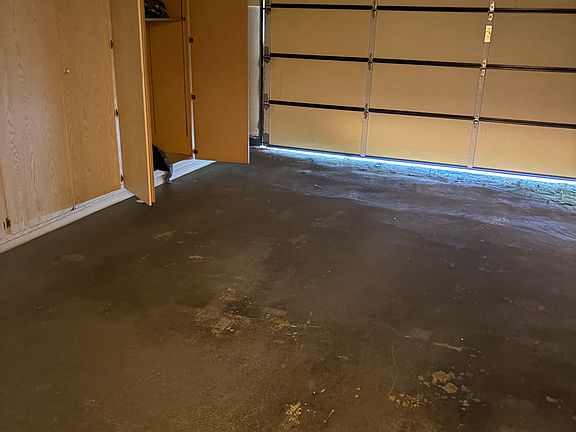 2nd image of 2438 El Paseo Cir #1