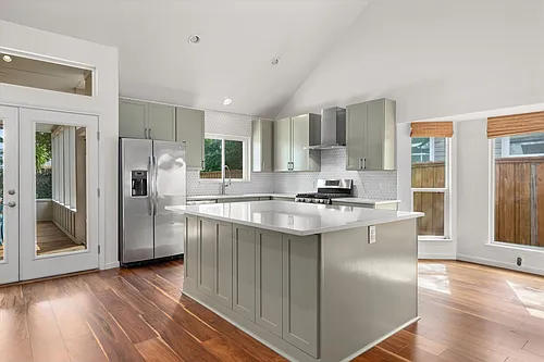 1504 Sahara Ave Photo 1