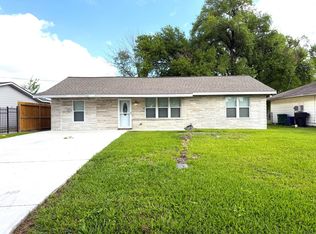 5763 Westover St, Houston, TX 77033