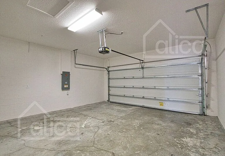 3539 Donahue Ave — Photo 41