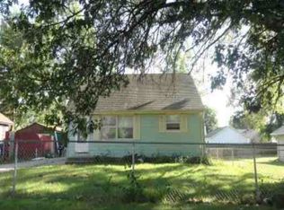 219 Pennsylvania Ave, Loves Park, IL 61111