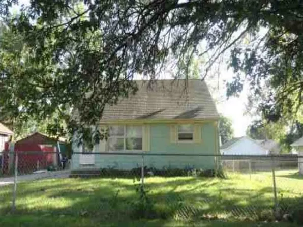 219 Pennsylvania Ave, Loves Park, IL 61111