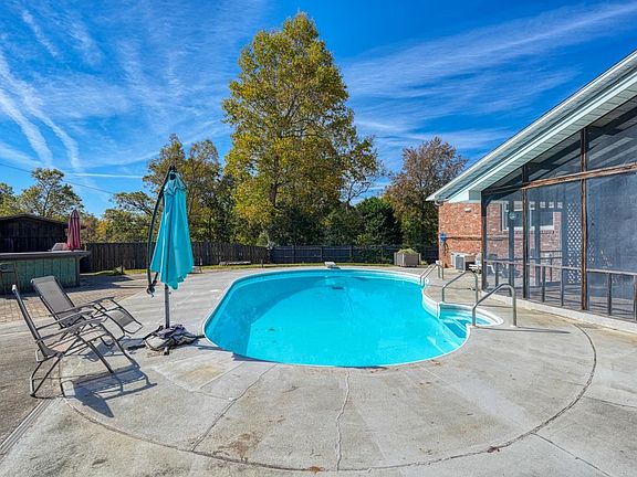5th image of 4668 Schirra Ct