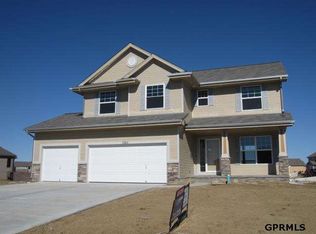 13611 S 45th St, Bellevue, NE 68046