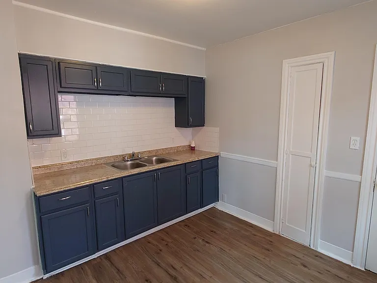 9313 Harvard Rd — Photo 4