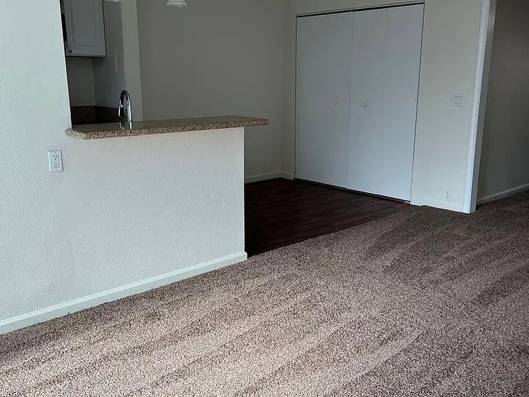 4053 Wilson Ave — Photo 25