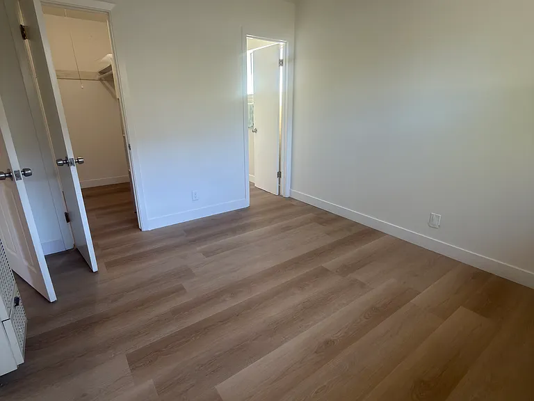 2225 Luz Ave #1 — Photo 6