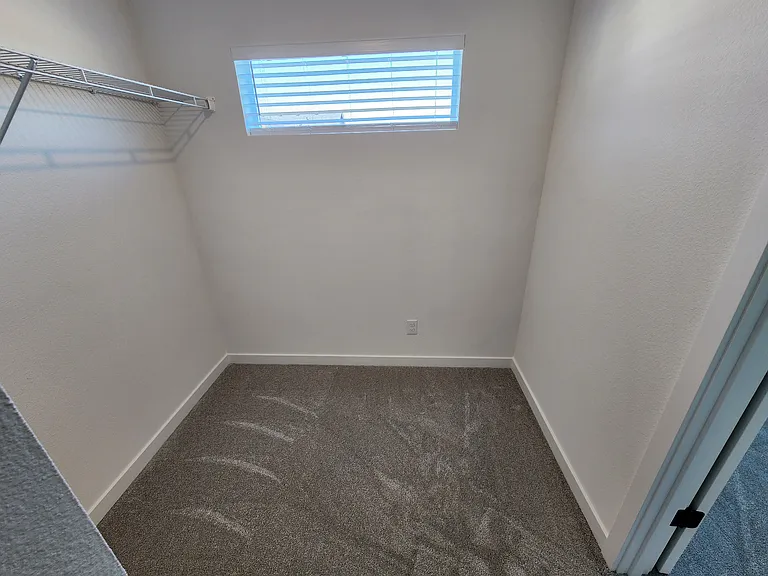 3001 S Heather St — Photo 5