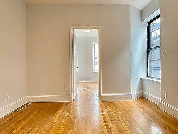 4th image of 323 Bleecker St #19